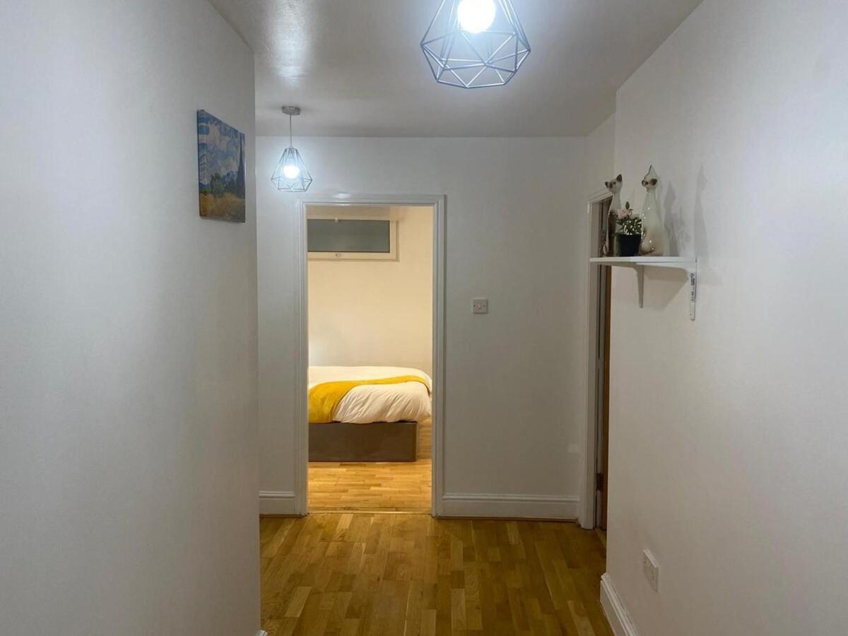 2 Bed Large In Gayvillage Centre