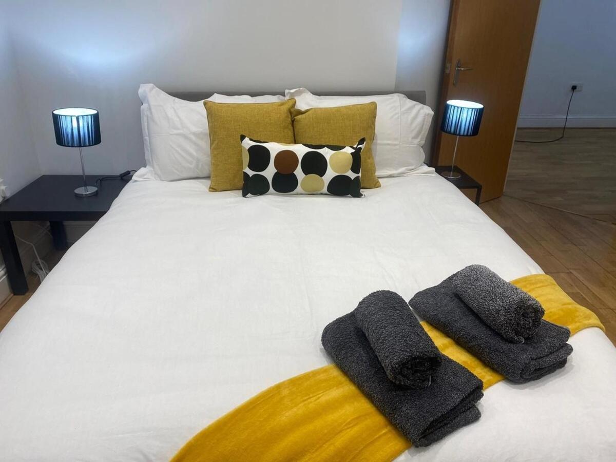 Apartment 2 Bed Large In Gayvillage Centre Manchester